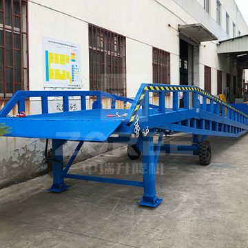 移動(dòng)登車橋